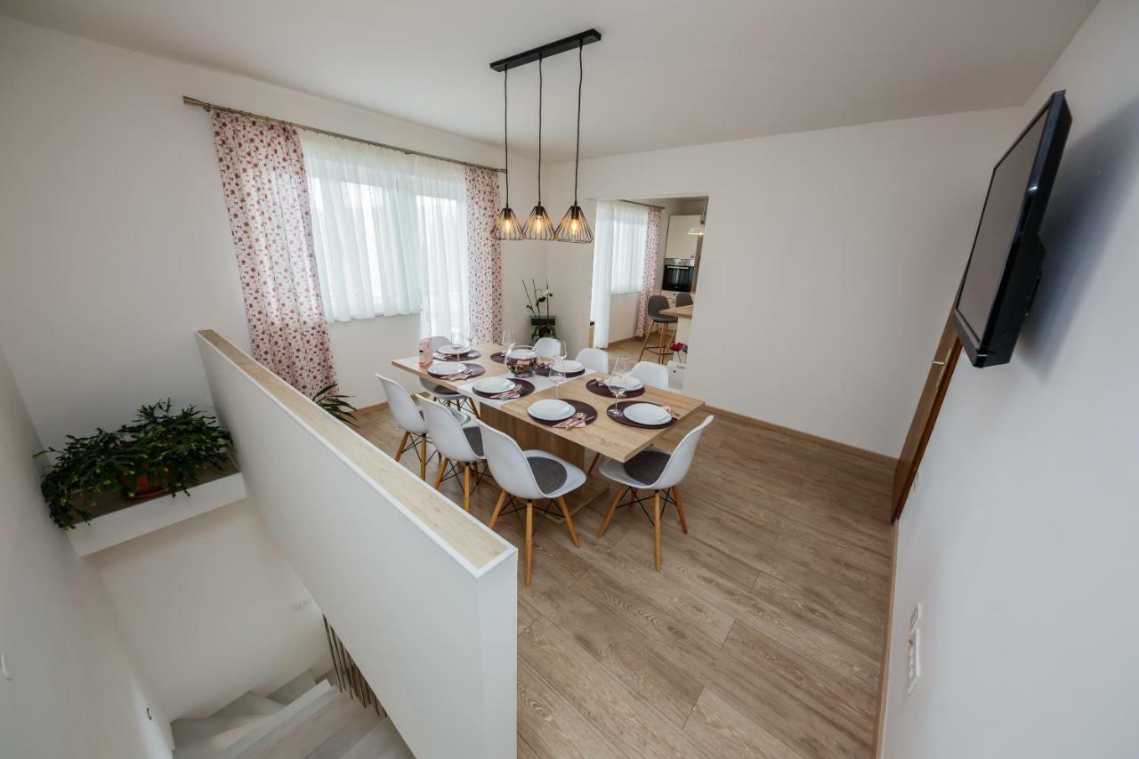 Holiday Home Cherry Tree Žrnovnica Zewnętrze zdjęcie