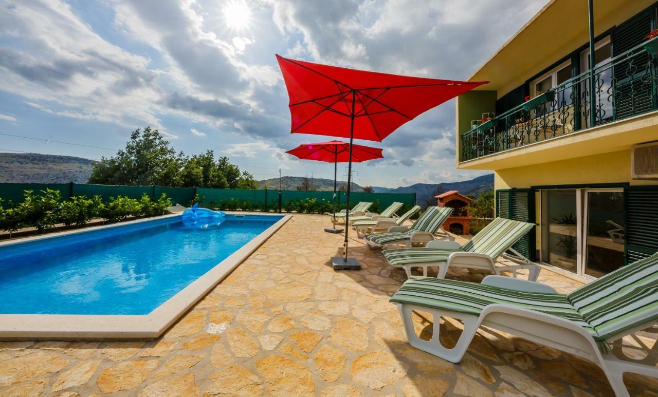 Holiday Home Cherry Tree Žrnovnica Zewnętrze zdjęcie